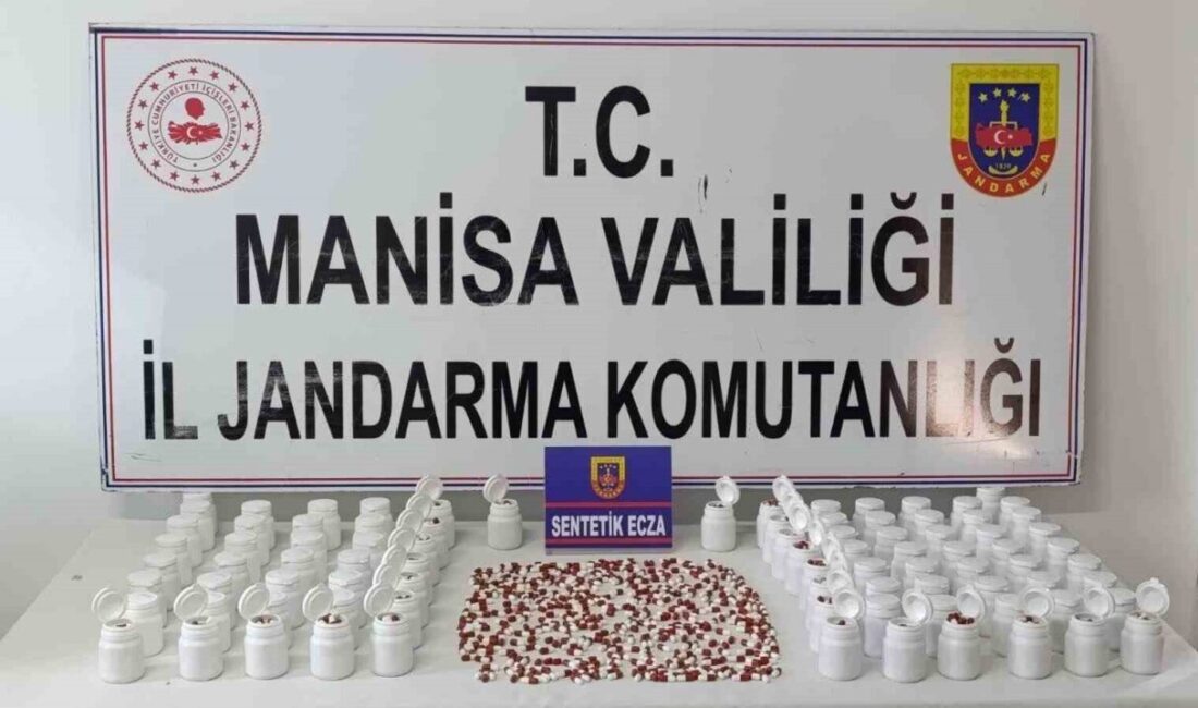 Manisa’nın Soma ilçesinde jandarma ekipleri tarafından yürütülen narkotik suçlarla mücadele