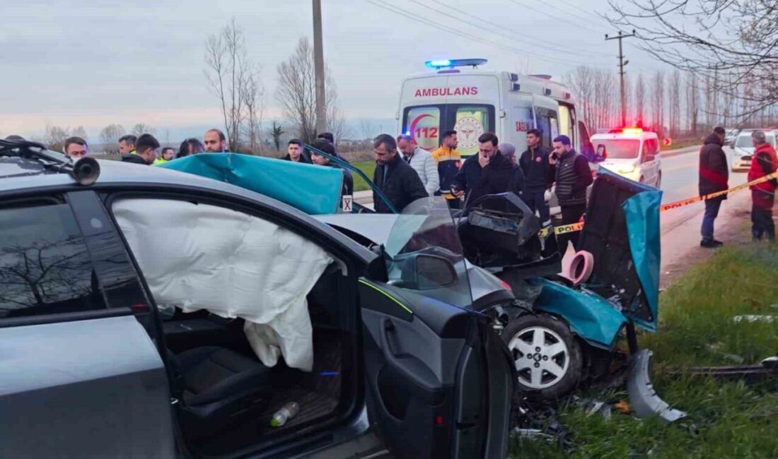 Sakarya’nın Akyazı ilçesinde iftar vakti meydana gelen bir trafik kazasında,
