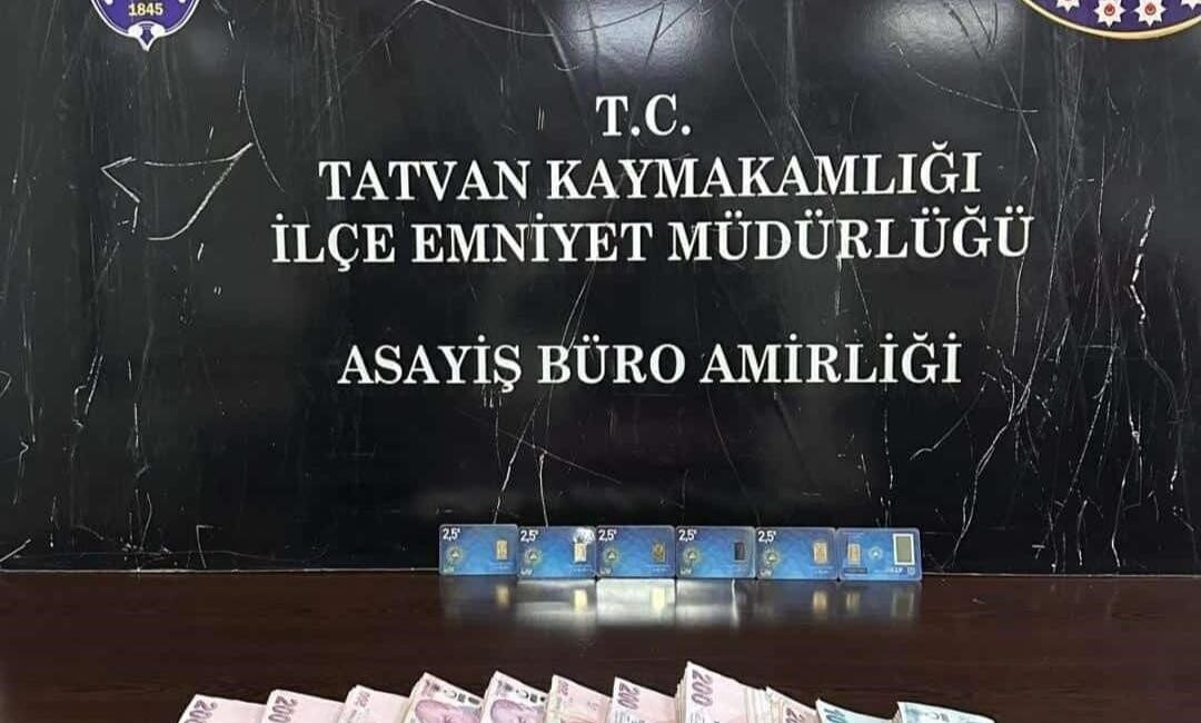 Tatvan ilçesinde sahte altın bozdurma suçlamasıyla yapılan operasyonda 3 kişi