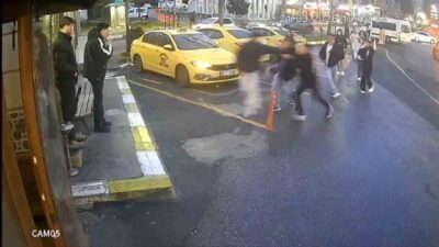 Tekirdağ’ın Süleymanpaşa ilçesinde, Değirmenaltı Mahallesi’nde meydana gelen bıçaklı kavgada bir