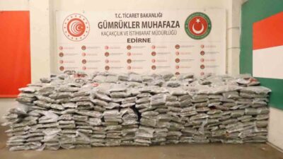 Kapıkule Gümrük Kapısı’nda Ticaret Bakanlığı Gümrükler Muhafaza ekipleri tarafından gerçekleştirilen