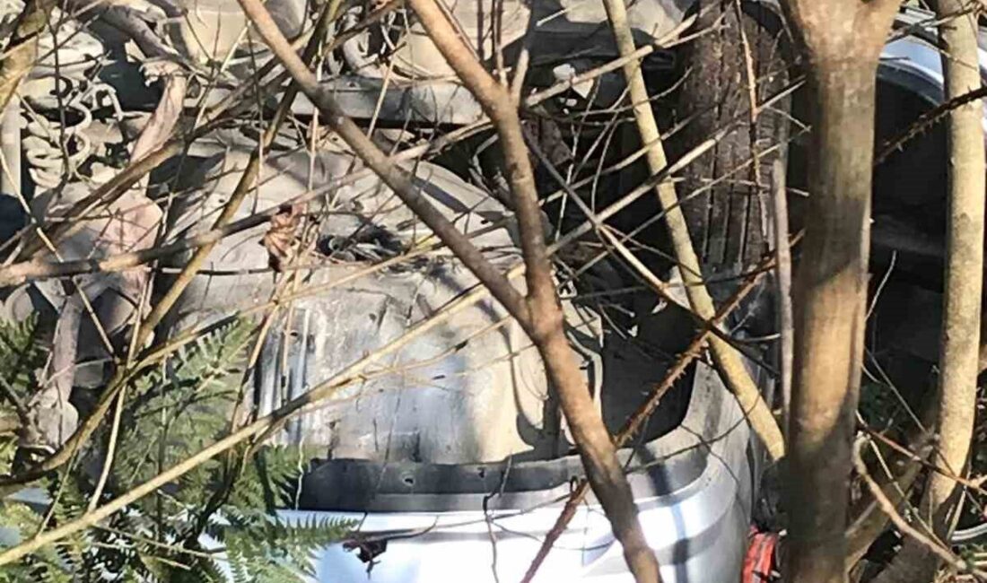 Beşikdüzü ilçesinde bugün yaşanan trafik kazasında 2 kişi yaralandı. Kazaya