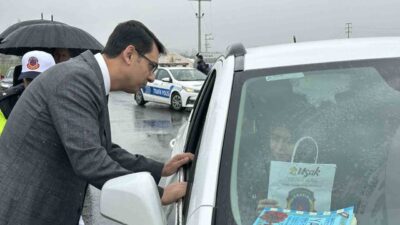 Uşak Valisi Serdar Kartal, bayram tedbirleri çerçevesinde polis ve jandarma
