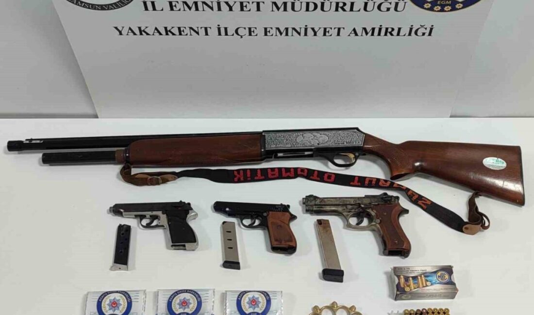 Samsun’un Yakakent ilçesinde gerçekleştirilen bir operasyonda 2 kişi uyuşturucu ve