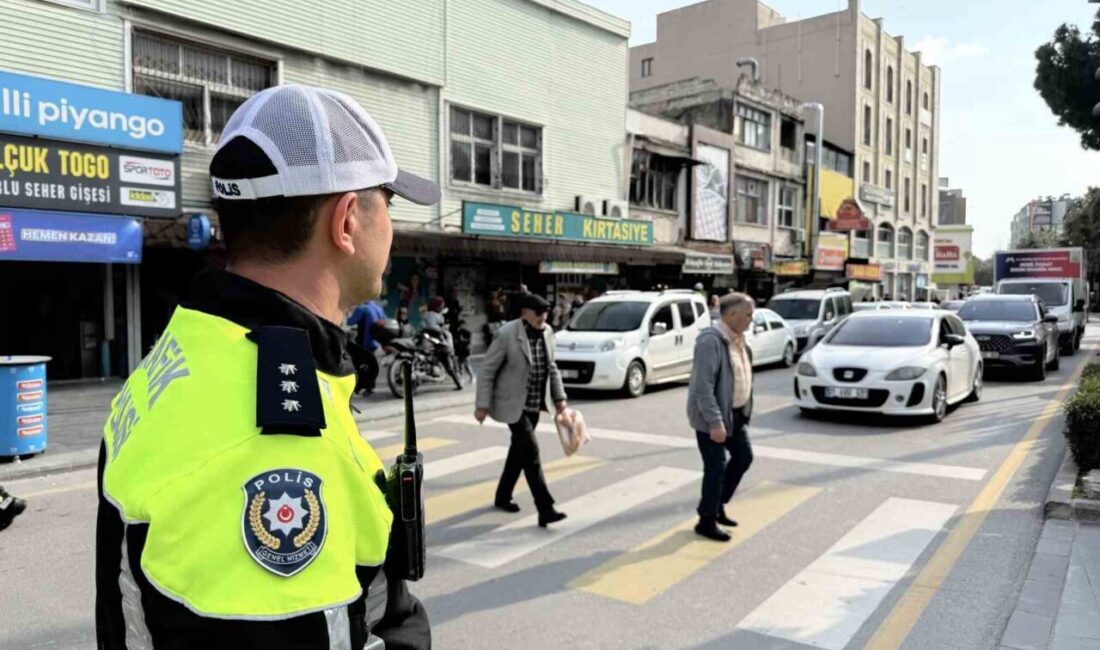 Tarsus ilçesinde trafik ekipleri tarafından gerçekleştirilen yaya önceliği denetiminde 17