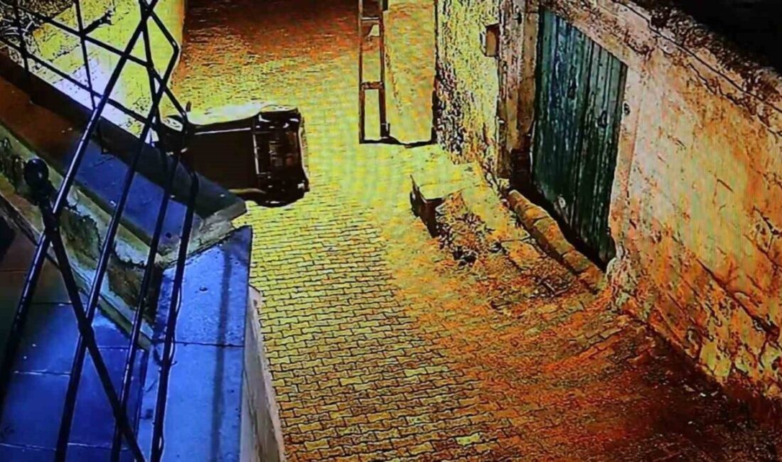 Nevşehir’de, Nar beldesinde meydana gelen bir kaza, güvenlik kameralarına yansıdı.