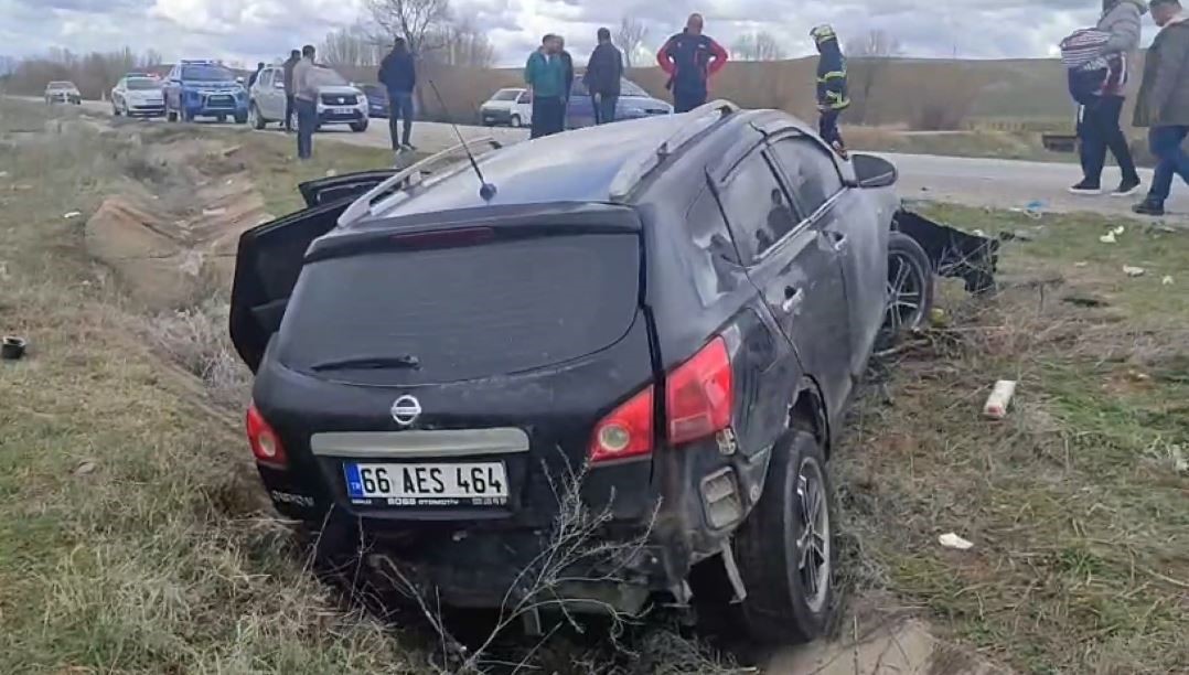 Yozgat’ta bir cipin devrildiği kazada 3 kişi yaralandı. Edinilen bilgilere