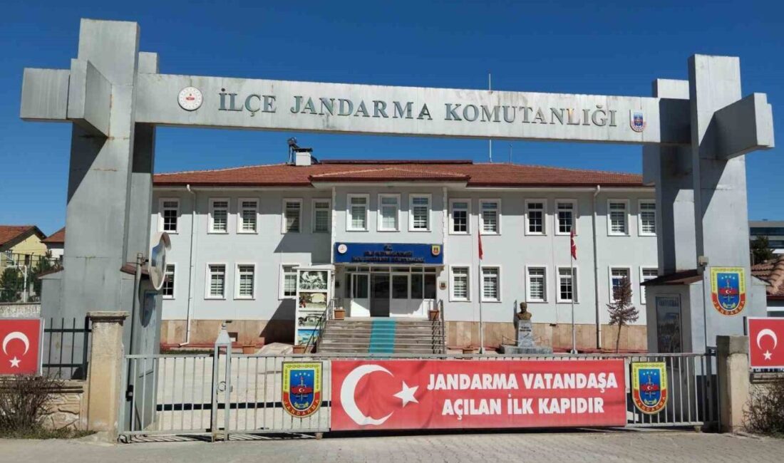 Zile ilçesinde gerçekleştirilen bir jandarma operasyonunda uyuşturucu madde bulundu ve