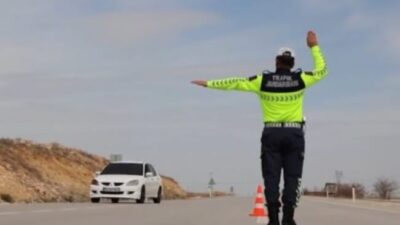Yozgat’ta trafik güvenliğini tehlikeye atan bir sürücüye ağır yaptırım uygulandı.