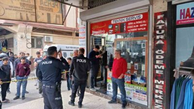 Adana’da bir cep telefonu bayisinde başından vurularak öldürülen Emrah Saltıkalp