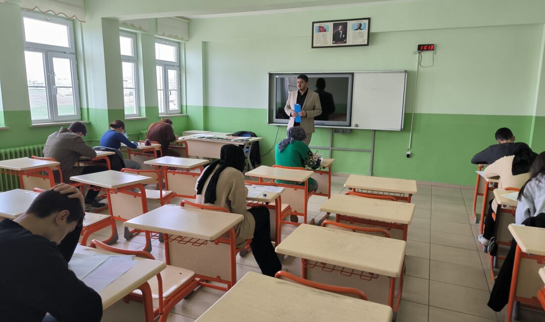 Diyanet İşleri Başkanlığı tarafından gençlerin millî ve manevî değerlerle bağlarını