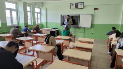 Diyanet İşleri Başkanlığı tarafından gençlerin millî ve manevî değerlerle bağlarını