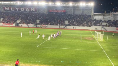 TFF 3. Lig play-off mücadelesinde Yozgat Bozokspor ile Karadeniz Ereğli
