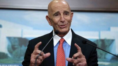 ABD Ankara Büyükelçisi Tom Barrack, Türkiye’nin F-35 programından çıkarılmasını “çılgınlık”