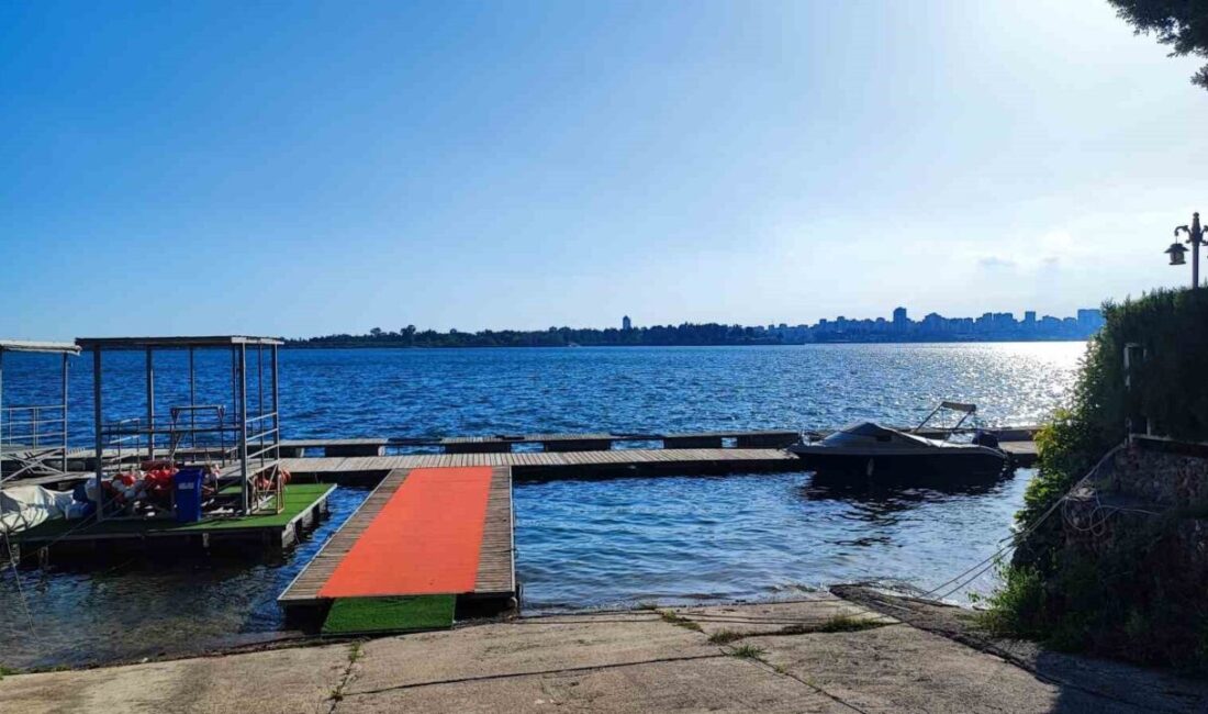 Adana’da bir üniversite öğrencisi, serinlemek için girdiği baraj gölünde boğulma