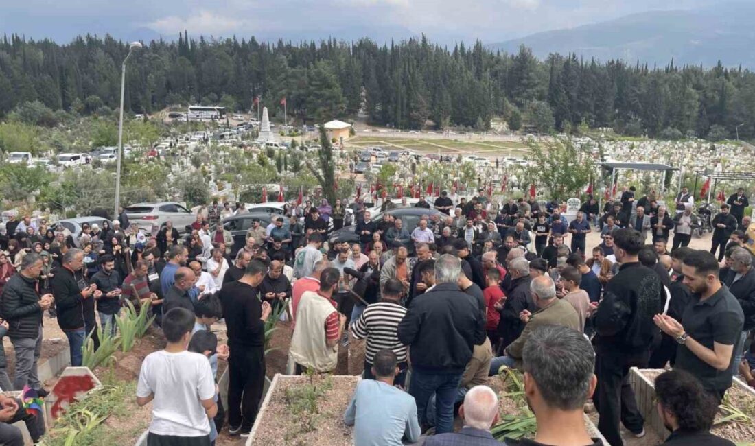 Adana’da boğularak hayatını kaybeden bir üniversite öğrencisi, memleketi Osmaniye’de gözyaşlarıyla