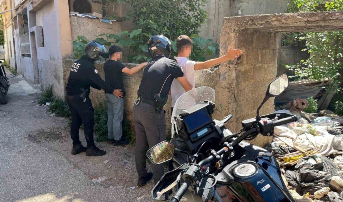 Adana Emniyet Müdürlüğü bünyesinde görev yapan Narkotik Suçlarla Mücadele Şube