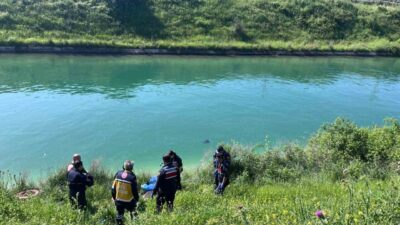 Adana’nın Yüreğir ilçesinde, sulama kanalında bir kadın cesedi keşfedildi. İddialara
