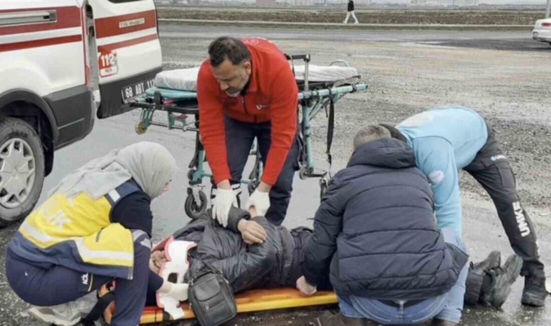 Aksaray’da meydana gelen trafik kazasında motosiklet ile otomobil çarpıştı ve