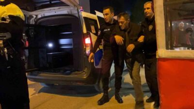 Bursa’nın İnegöl ilçesinde, Galatasaray’ın Fenerbahçe’yi mağlup etmesi sonrasında gerçekleştirilen kutlamalarda