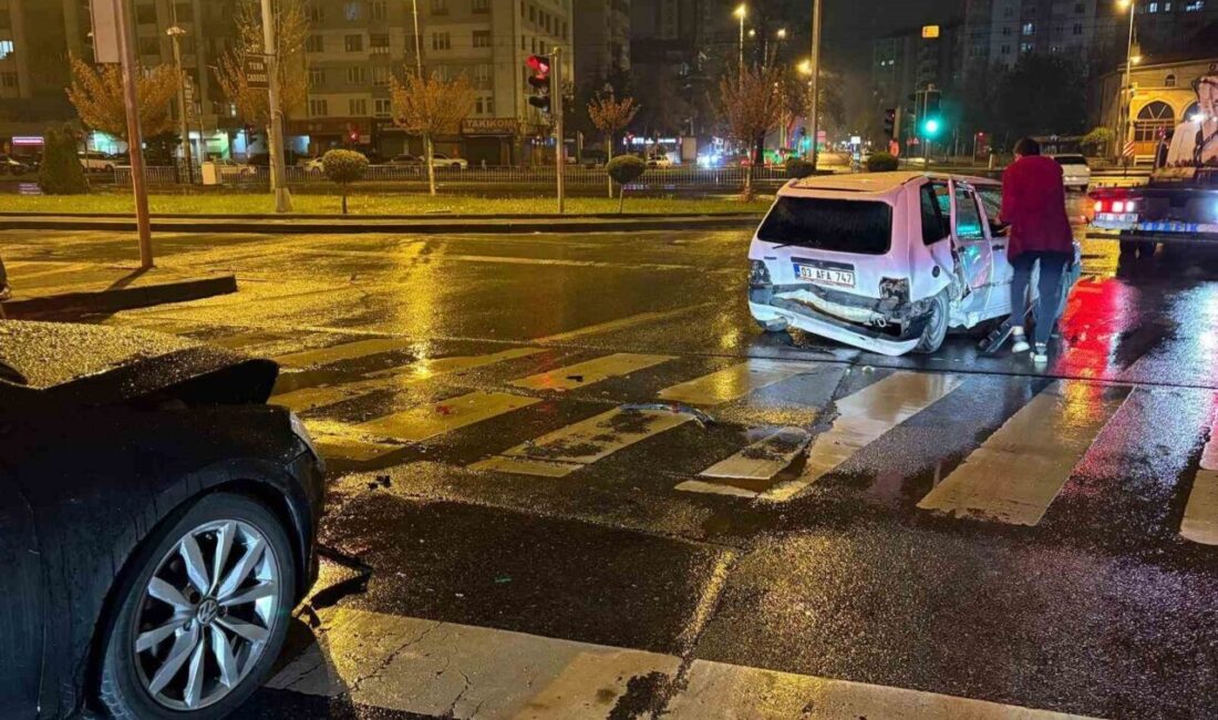 Kocasinan ilçesinde meydana gelen trafik kazasında, alkollü bir sürücü kırmızı