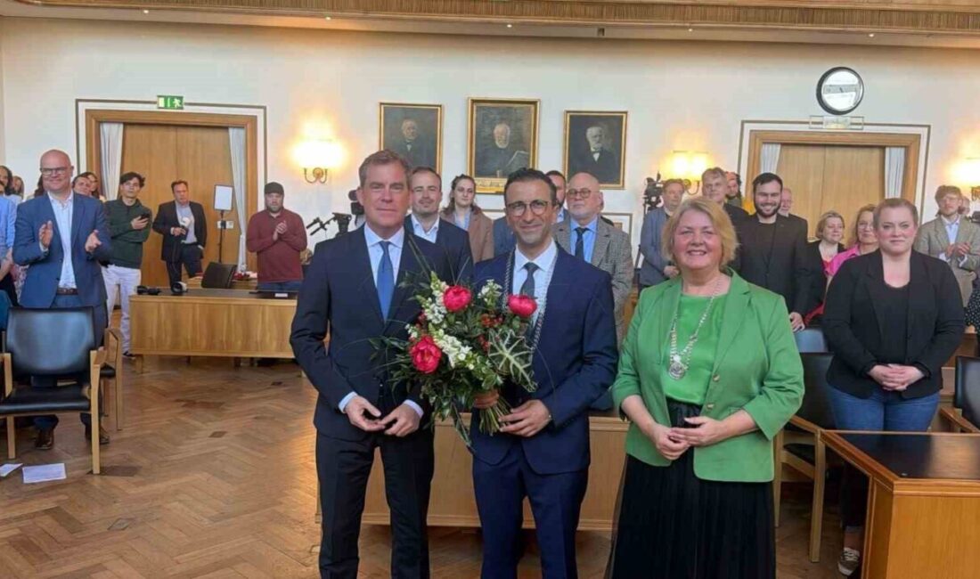 Kiel Kenti’nde Büyükşehir Belediye Başkanı olarak seçilen Dr. Samet Yılmaz,
