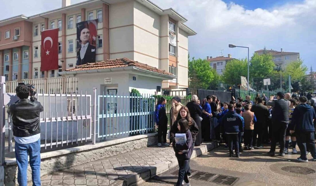 Sincan ilçesinde bulunan bir ortaokulda okuyan 5. sınıf bir öğrenci