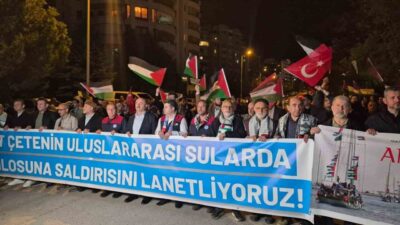 ABD Büyükelçiliği önünde gerçekleşen eylemde İsrail’in Sumud Filosuna müdahalesi kınandı.