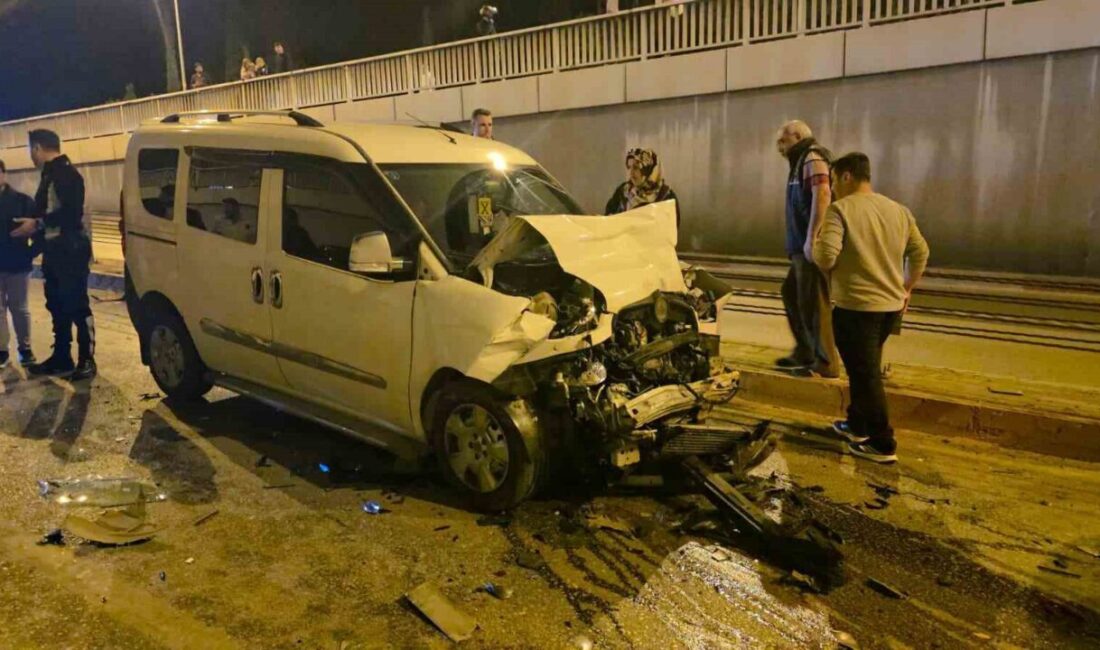 Antalya’nın Muratpaşa ilçesinde Yener Ulusoy Bulvarı Şarampol alt geçidinde meydana