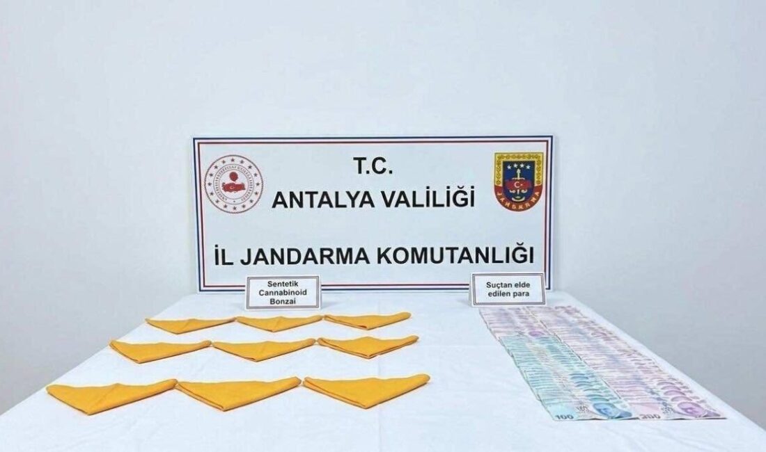Antalya’da gerçekleştirilen uyuşturucu operasyonunda, yaklaşık 25 bin 600 kullanımlık sentetik