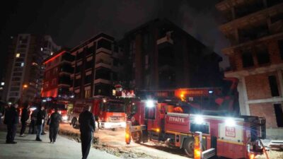 Samsun’un Atakum ilçesinde bulunan 4 katlı bir apartmanın en üst
