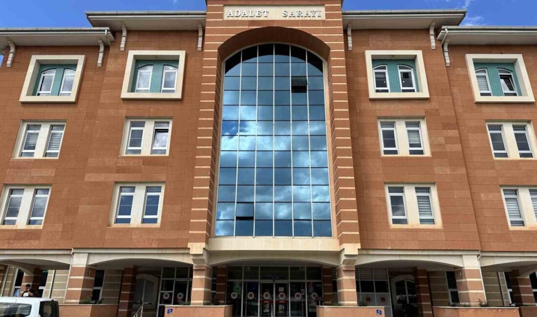 Tosya ilçesinde jandarma ekipleri tarafından gerçekleştirilen uyuşturucu operasyonunda yakalanan 3