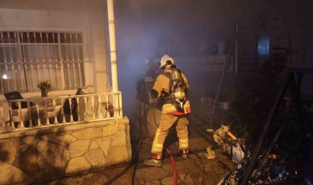 Arsuz ilçesinde meydana gelen yangında, Gözcüler Mahallesi’nde bulunan bir müstakil