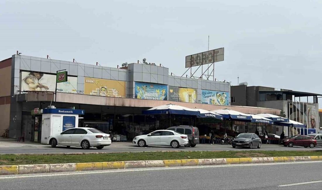 Mersin’de bugün sabah saatlerinde CHP’li Yenişehir Belediyesi’ne düzenlenen ihale yolsuzluğu