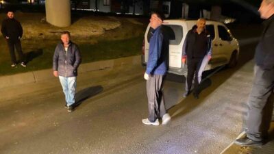 Bakırköy ilçesinde bir otomatik vitesli hafif ticari araç, seyir halindeyken