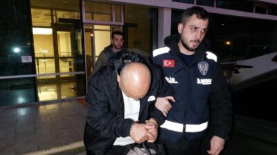 Samsun’da bir balıkçı barınağında emekli bir polisi bıçaklayarak ağır yaralayan