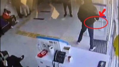 Mersin’de, yüzü maskeli ve elinde satırla banka şubesine girerek gasp