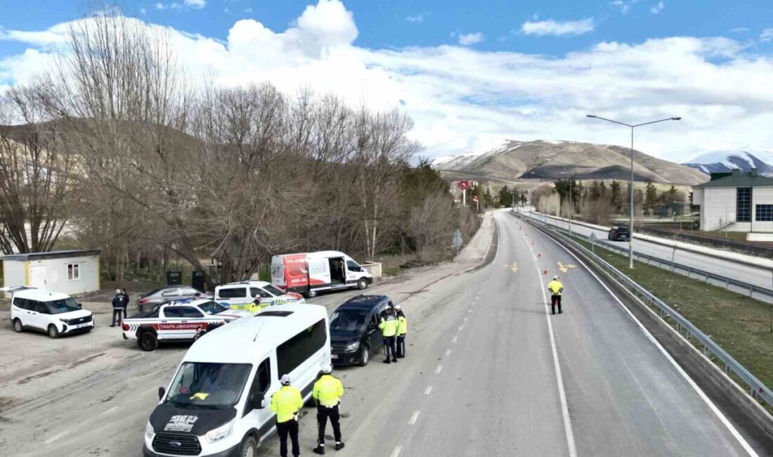 Bayburt’ta, Polis Haftası dolayısıyla Bayburt İl Emniyet Müdürlüğü ve İl