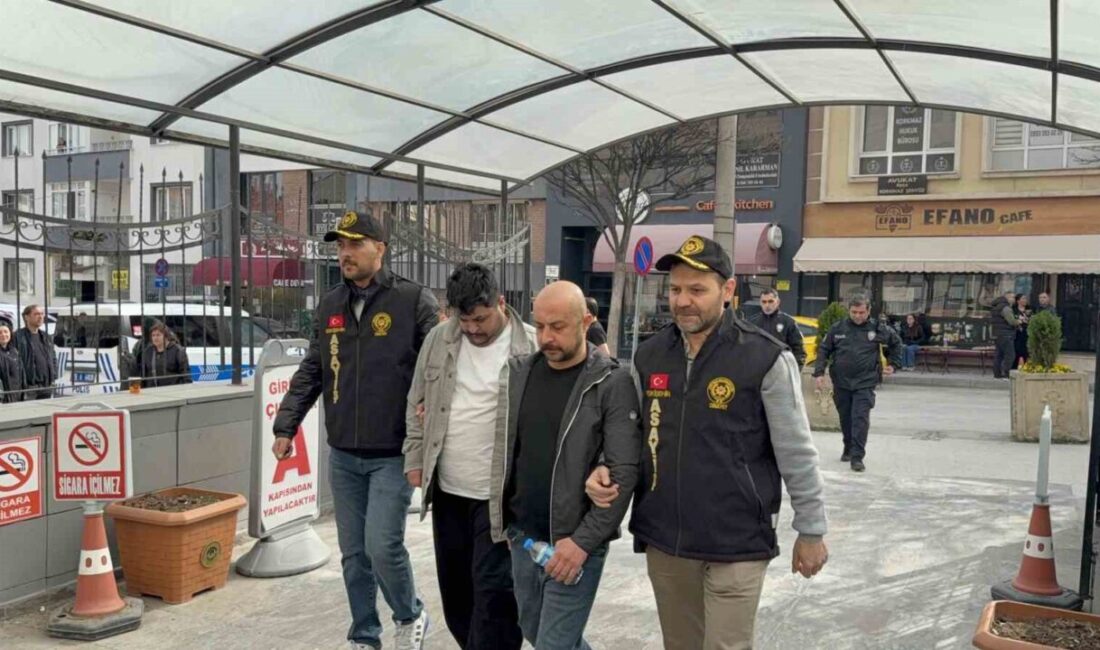 Eskişehir’de meydana gelen olayda 1 kişinin bıçaklandığı ve 4 kişinin