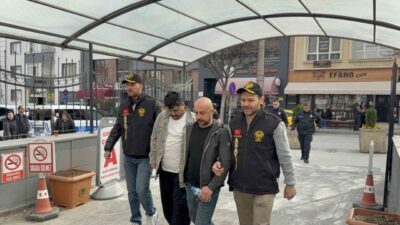 Eskişehir’de meydana gelen olayda 1 kişinin bıçaklandığı ve 4 kişinin