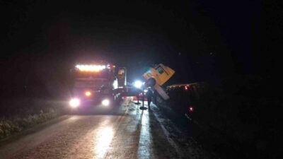 Bilecik’te meydana gelen bir trafik kazasında seyir halindeki bir tır