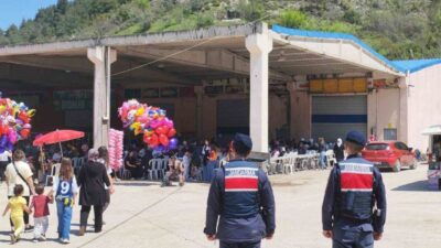 Bilecik’te bulunan Söğüt ilçesine bağlı Çaltı Köyü’nde düzenlenen Hıdırellez Şenliği,