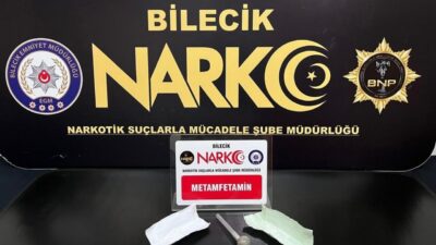 Bilecik’te narkotik ekipleri tarafından gerçekleştirilen bir operasyonda durdurulan bir araca