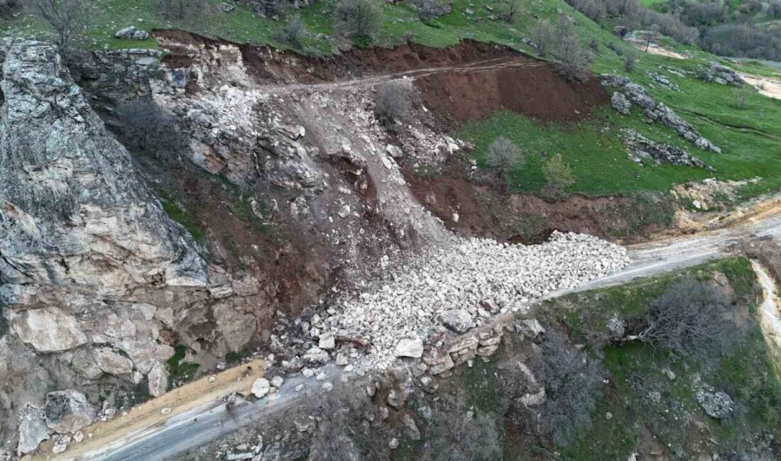Bingöl ilinde meydana gelen heyelan nedeniyle Elmalı köyü Alatepe mezrası