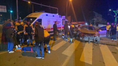 Bingöl’de meydana gelen trafik kazasında 5 kişi yaralandı. Şehit Mustafa
