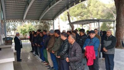 Muğla’nın Bodrum ilçesine bağlı Yalıkavak açıklarında meydana gelen göçmen botu