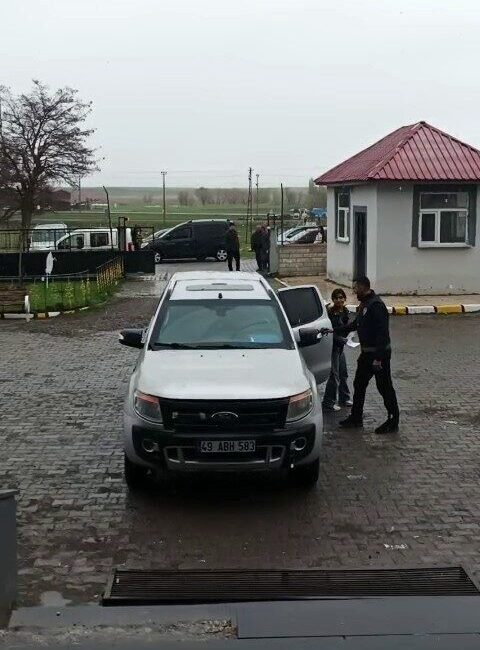 Muş’un Bulanık ilçesinde, bir öğrenci bursluluk sınavına katılmak üzere evden