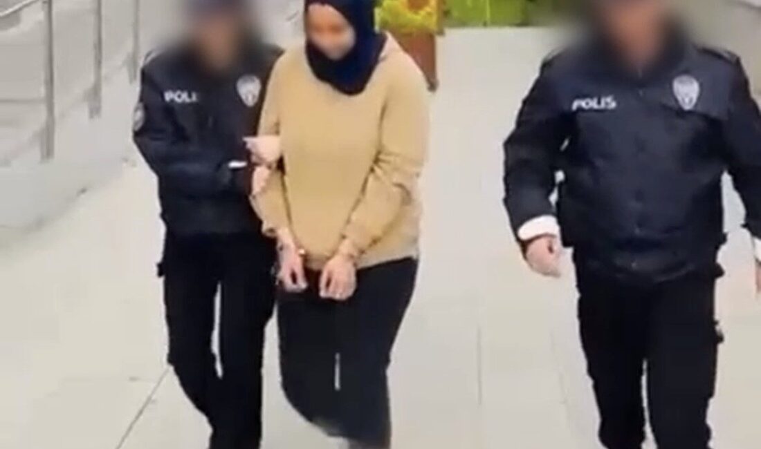 Bursa’nın Osmangazi ilçesinde mahkumiyet kararı bulunan 2 kişi, polis ekipleri