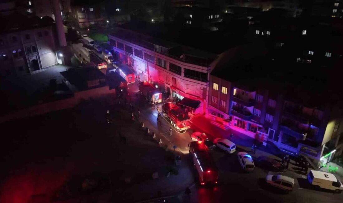 Bursa’nın Yıldırım ilçesinde bulunan bir depoda çıkan yangın, itfaiye ekiplerinin