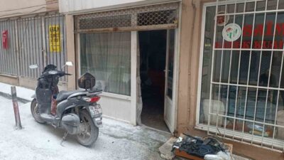Bursa’da bir motosiklet tamir atölyesinde jeneratörden çıkan yangın, paniğe neden